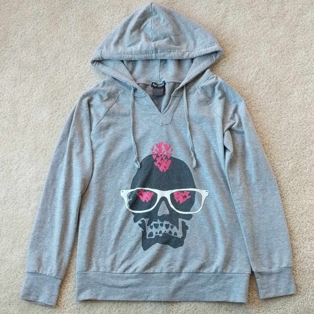 Hot Topic circa 2000 Skull Sweatshirt